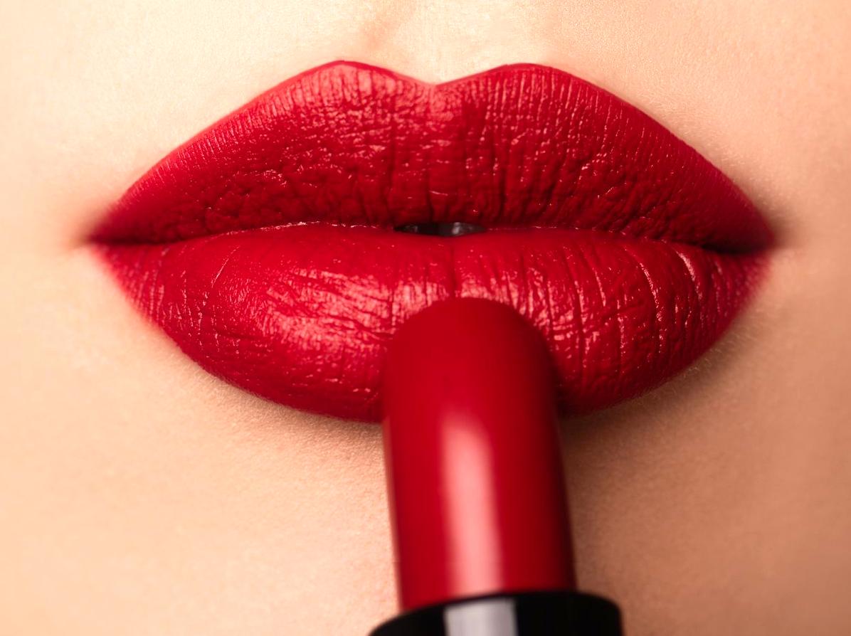 Festive Red Lipstick Inspirations for the Holidays